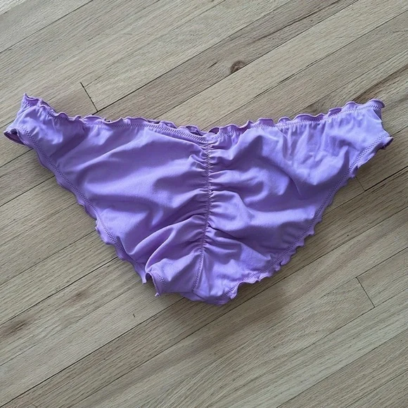 Victoria Secret Purple Ruched Bikini Bottoms - Picture 4 of 5